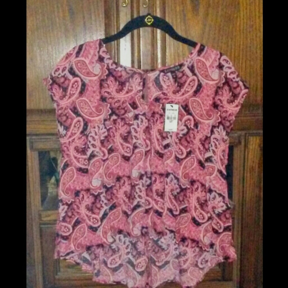 NWT Express Pink Paisley Open Back Tassle Tee