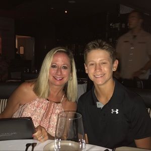 Meet your Posher, Derek