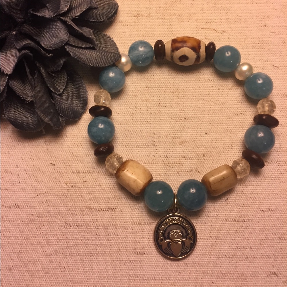 Semi Precious and Claddagh Charm Bracelet - Picture 2 of 3