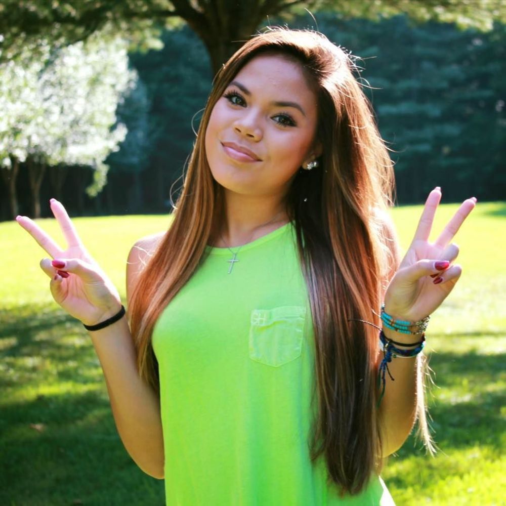 Meet your Posher, Kenzie