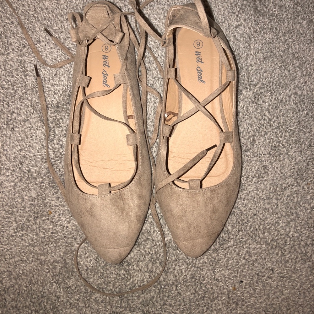 Suede Lace up flats 🎀