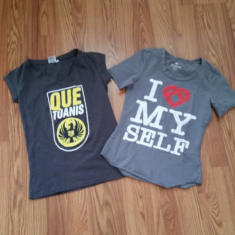 Price ⬇︎ Bundle of 2 Baby Tees
