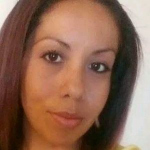 Meet your Posher, Alma