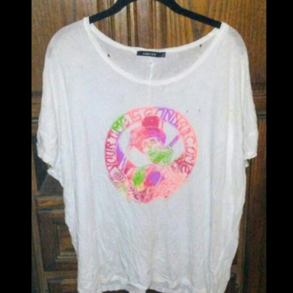 Small Oversized Obey Distressed Graphic T-shirt