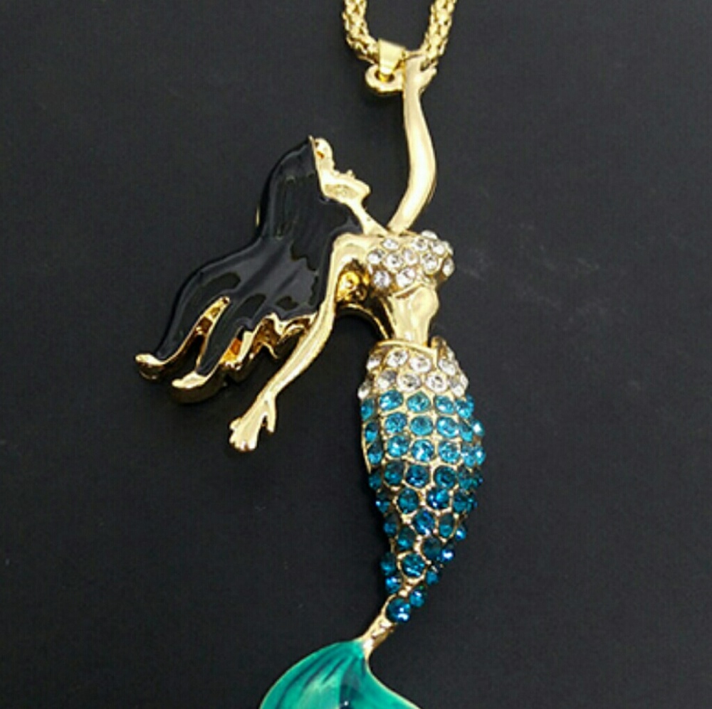 mermaid necklace