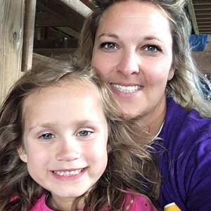 Meet your Posher, Carrie