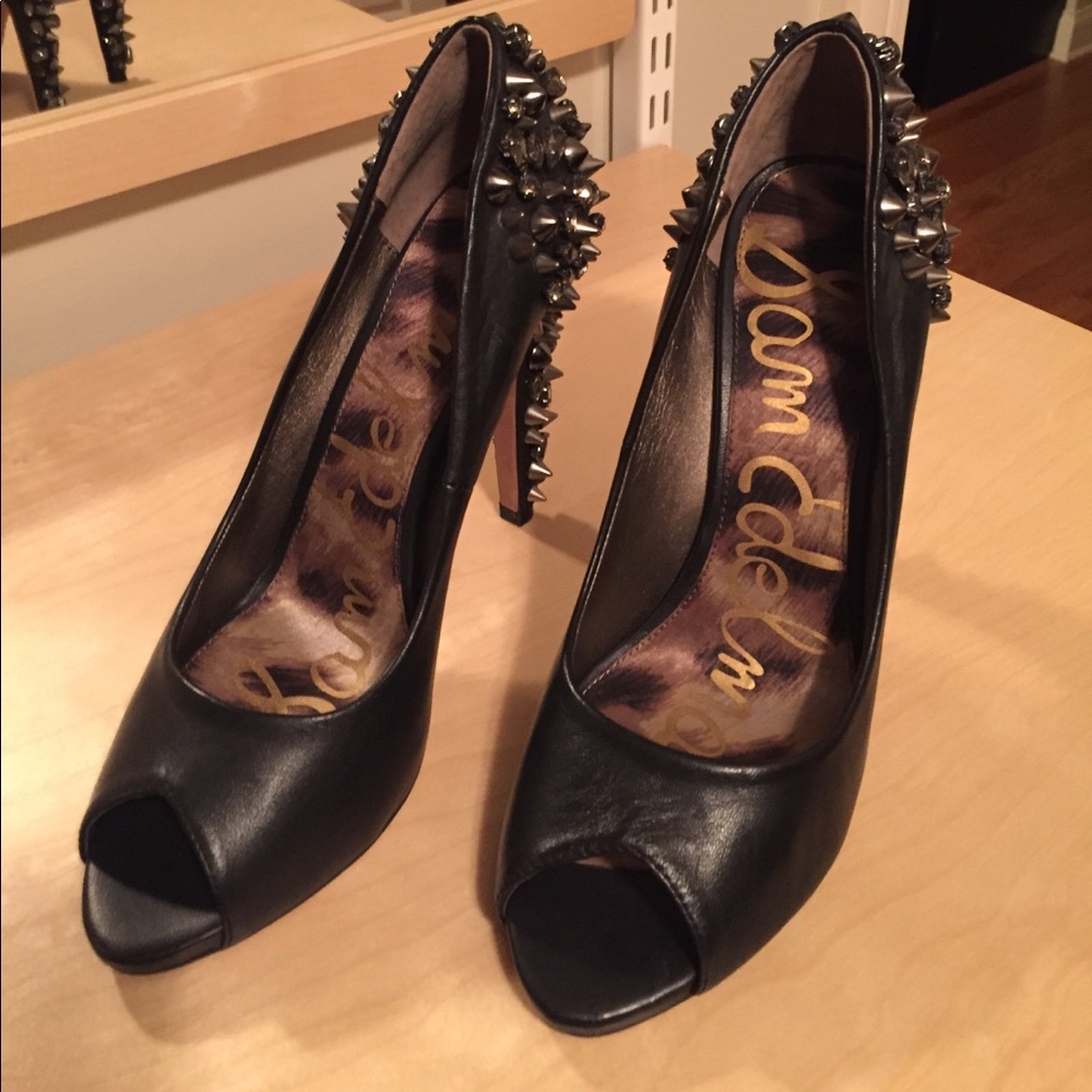 Same Edelman Spike Heels Size 8