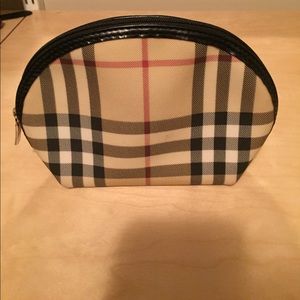 Burberry Make-Up Bag