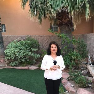 Meet your Posher, Luci