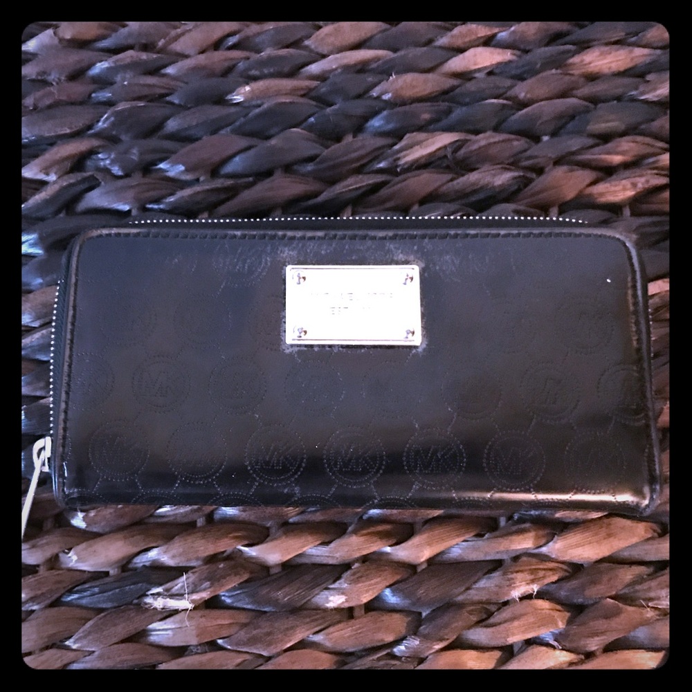Michael Kors wallet