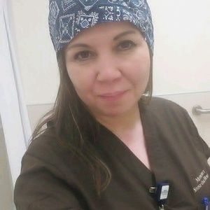 Meet your Posher, Jeannette