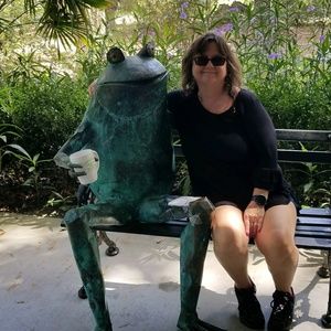 Meet your Posher, Lisa