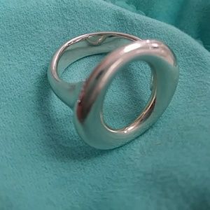 🌟TIFFANY & Co.-  "SEVILLANA" .925 SS RING