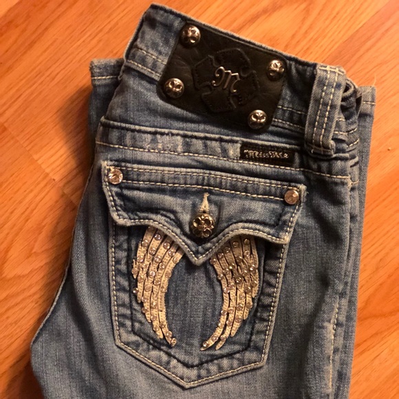 Jeans - Picture 2 of 3