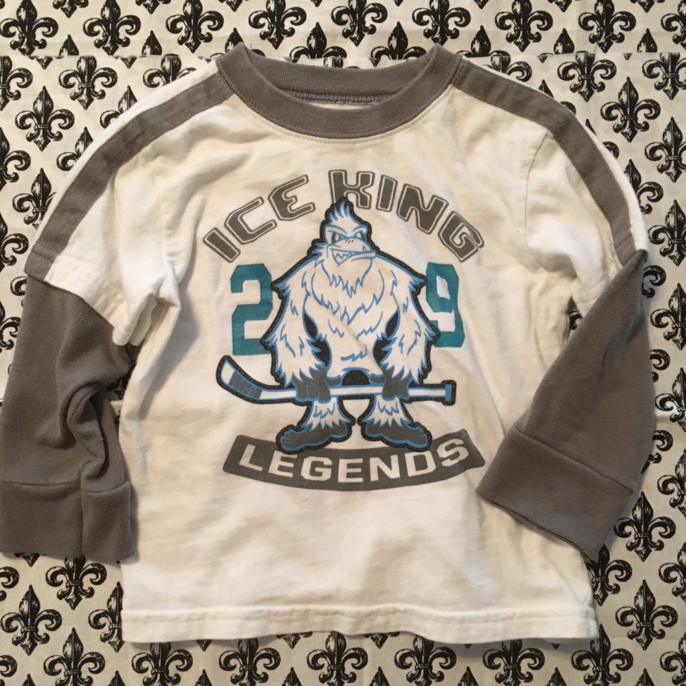 ⭐️Abominable Snowman/Yeti Hockey Long Sleeve Tee