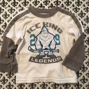 ⭐️Abominable Snowman/Yeti Hockey Long Sleeve Tee