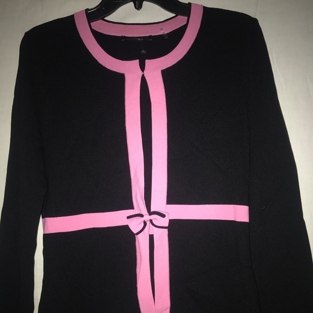 ❌🚫SOLD‼️ BCBG Black and Pink Sweater Blazer - Picture 2 of 6