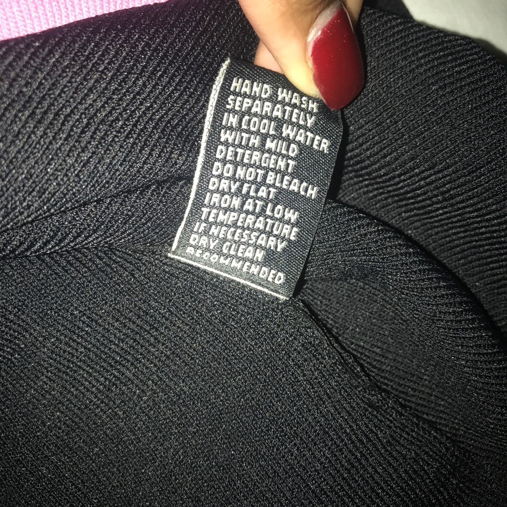 ❌🚫SOLD‼️ BCBG Black and Pink Sweater Blazer - Picture 5 of 6