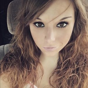 Meet your Posher, Alysia