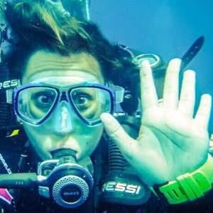 Meet your Posher, Stefania