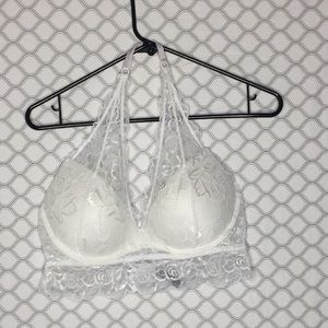 WHITE BACKLESS BRALETTE