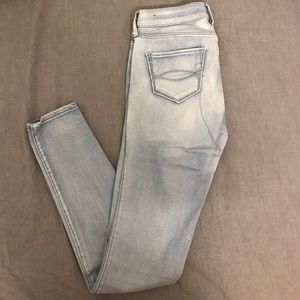 Abercrombie Light Skinnies
