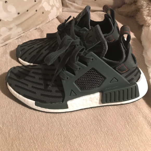 SOLD ADIDAS NMD Xr1 WOMENS NWT - Picture 2 of 8