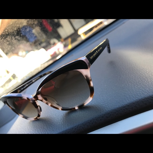 Kate Spade Sunglasses - Picture 2 of 4