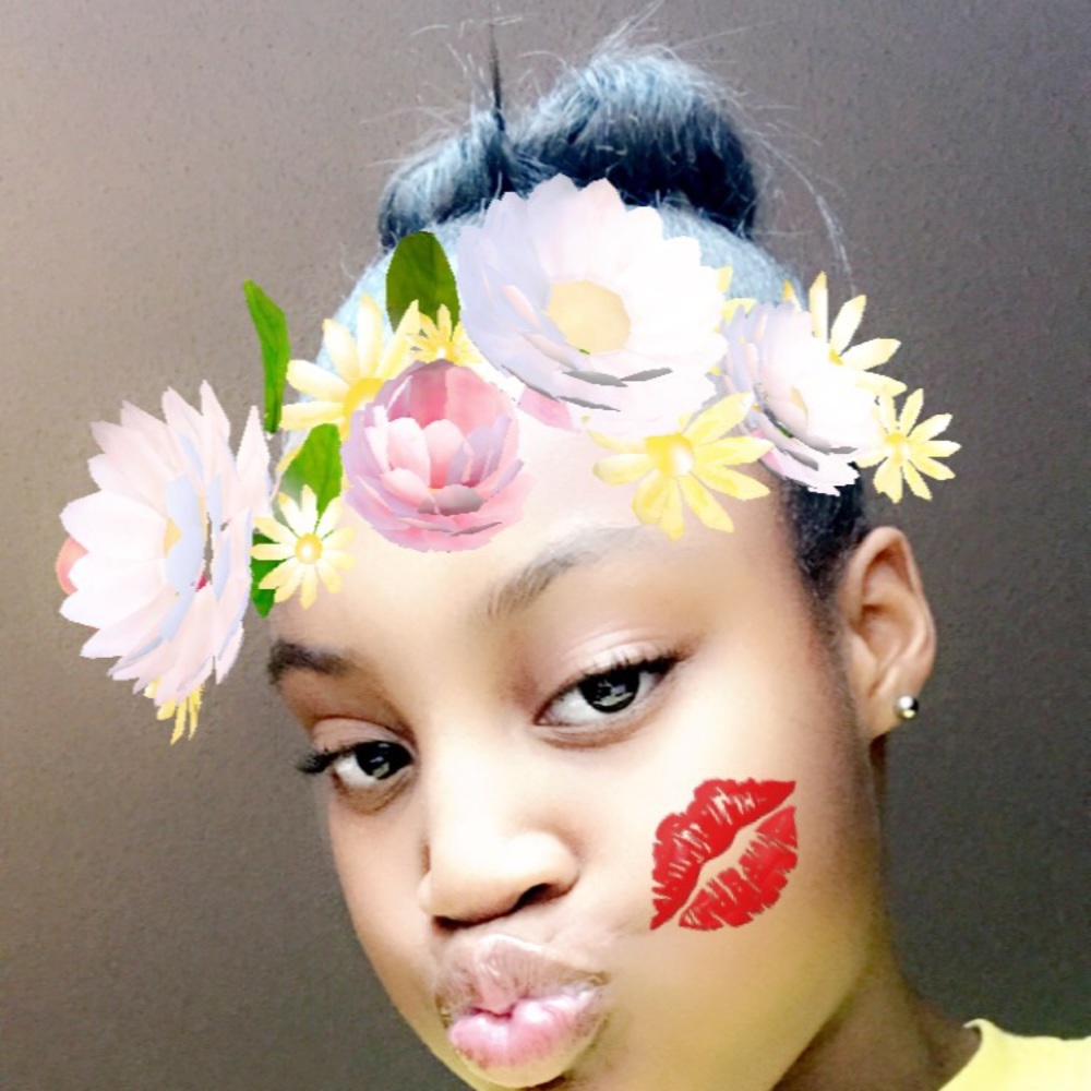 Meet your Posher, Makenzie