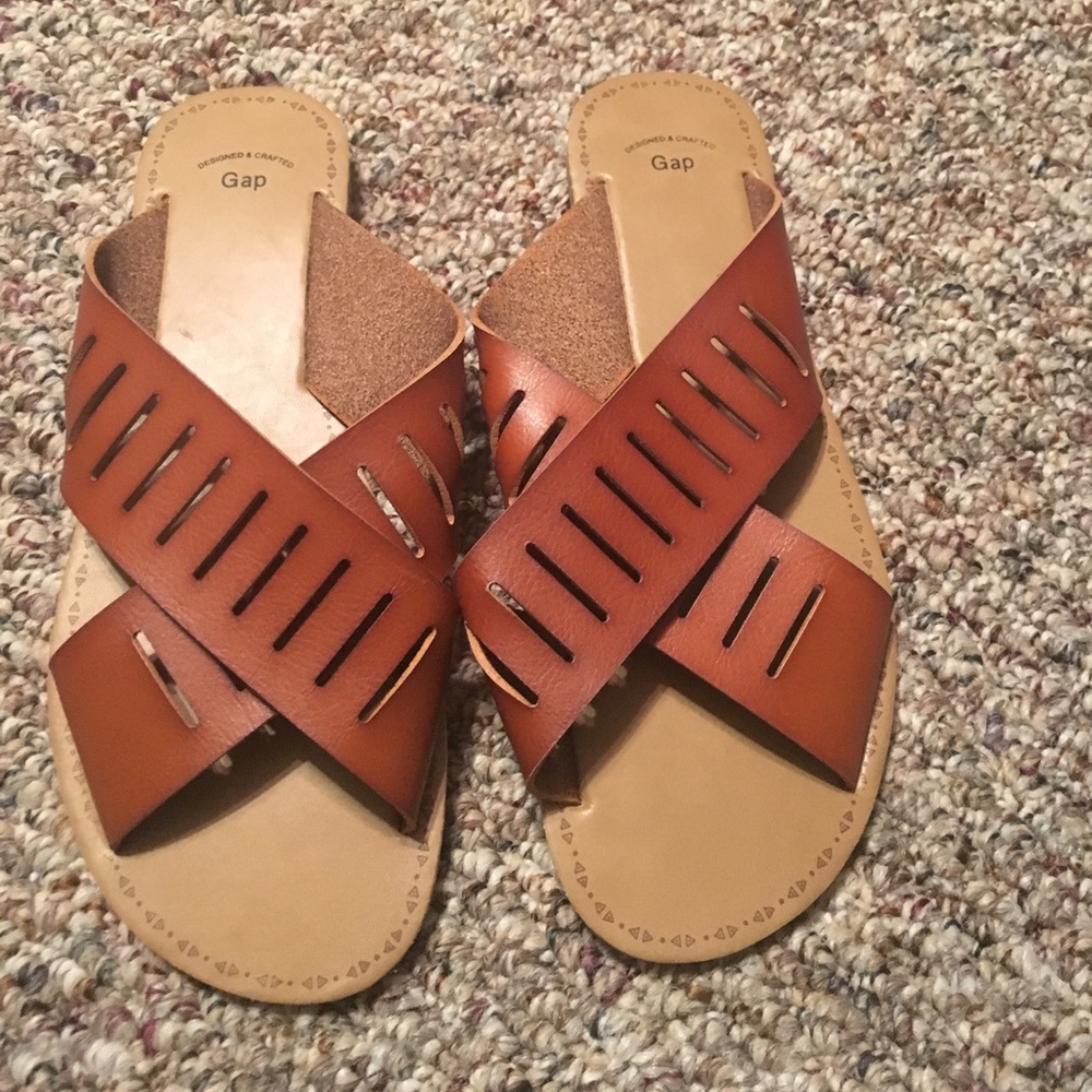 Gap Sandals. Size 8.