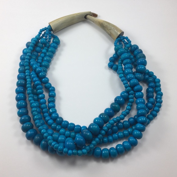 Jewelry - Gorgeous wood bead necklace