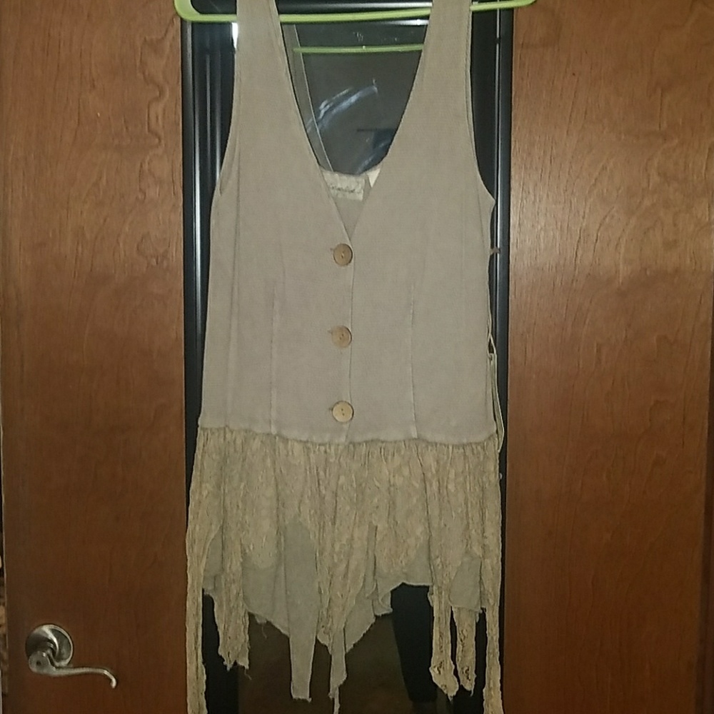 Gimmicks Vest