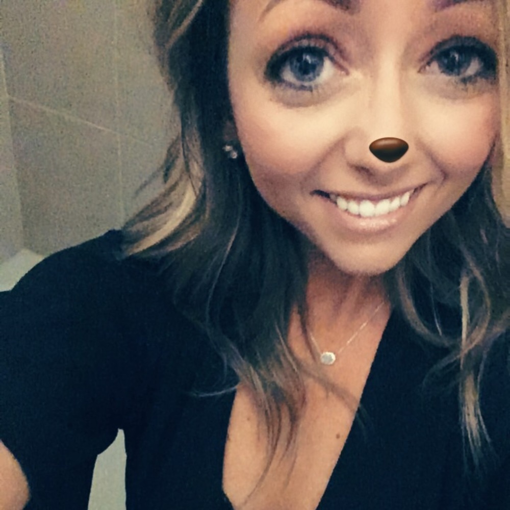 Meet your Posher, Kelly