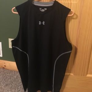 Under armour fitted heat gear muscle shirt.