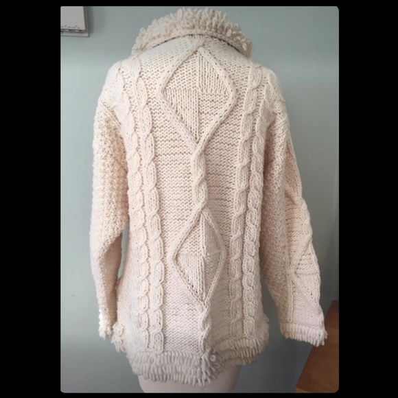 Dear Betty Vintage is an online reseller. - Picture 3 of 4