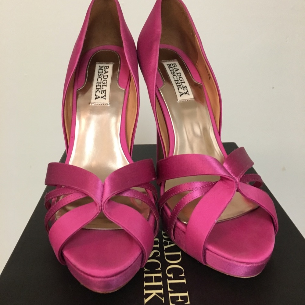 Fuschia satin Badgley Mischka heels worn twice. 5”