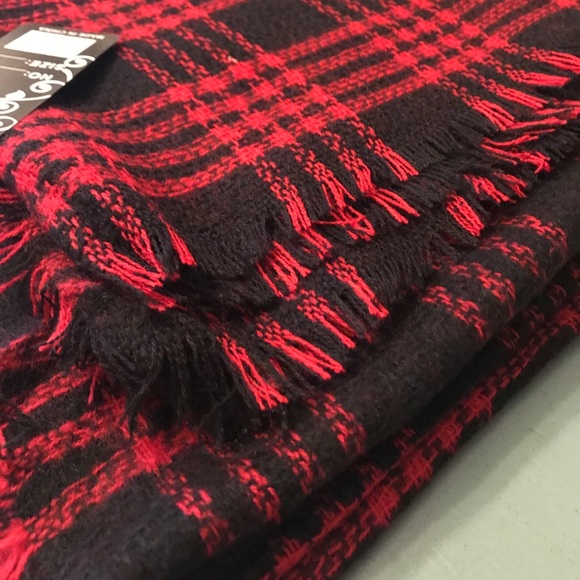 ❌SOLD OUT❌Plaid Blanket Scarf - Picture 6 of 7
