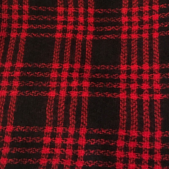 ❌SOLD OUT❌Plaid Blanket Scarf - Picture 7 of 7