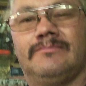 Meet your Posher, Adam