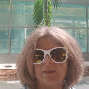 Meet your Posher, Kathy jo