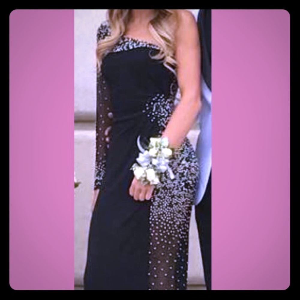 Sherri Hill Swarovski crystal beading Prom Gown
