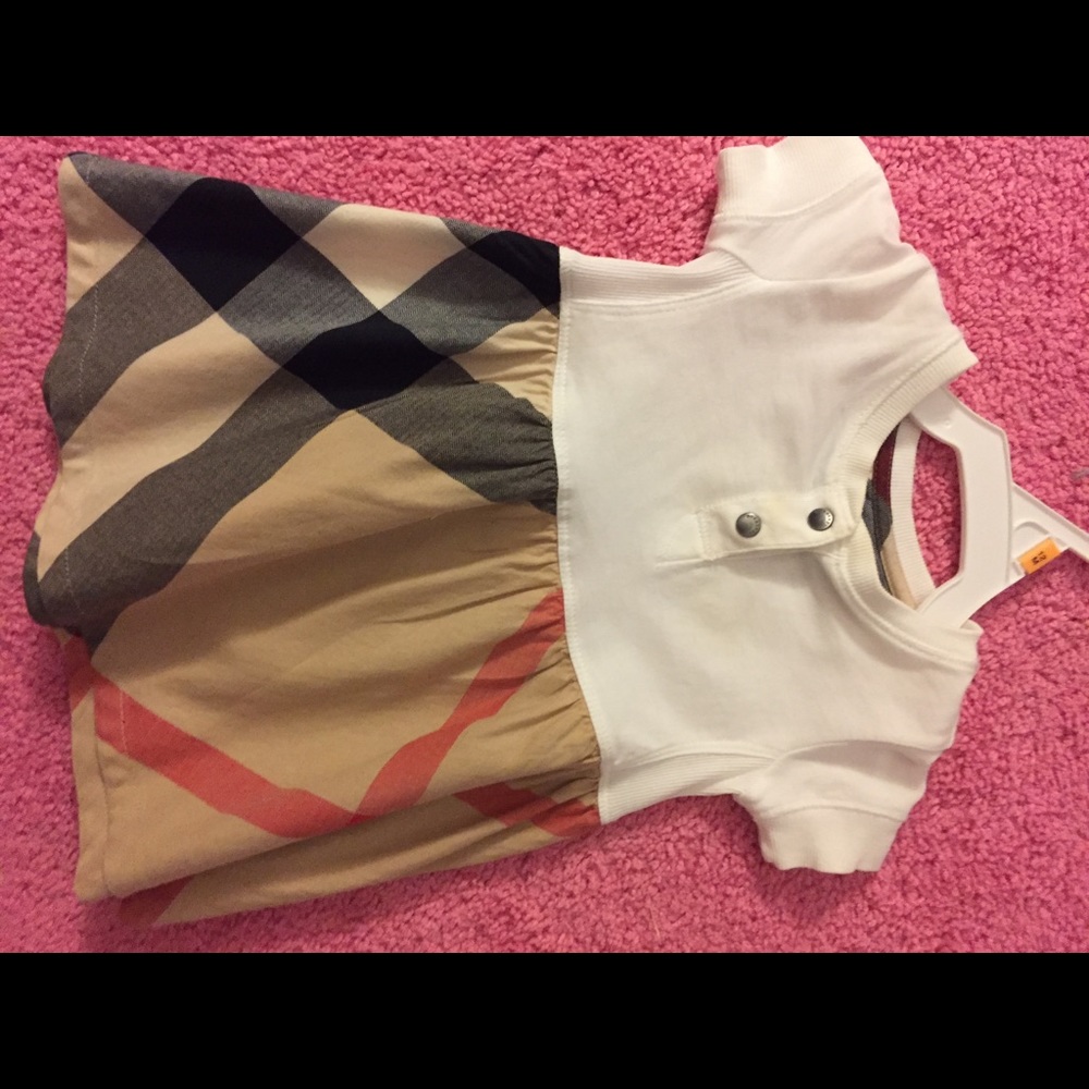 Burberry girl6-9