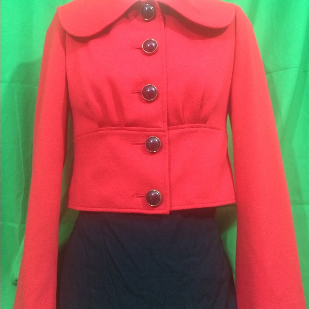 Peblum red jacket with bell sleeves
