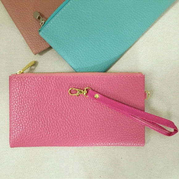 Wristlet Wallets - Picture 2 of 4