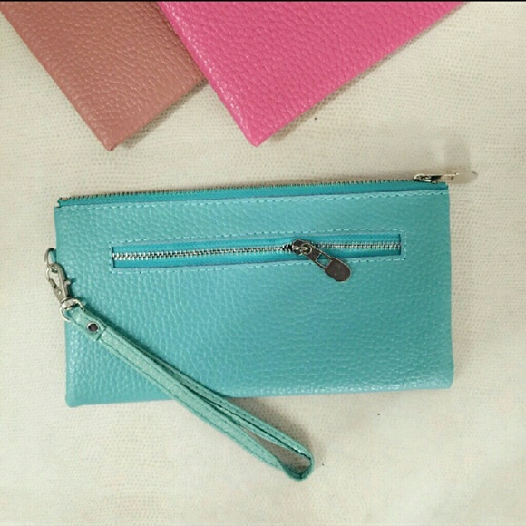 Wristlet Wallets - Picture 3 of 4