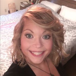 Meet your Posher, Whitney