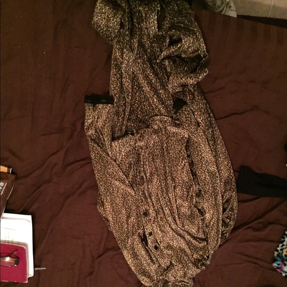 150 it a New York &company and bebe wait trainee - Picture 8 of 8