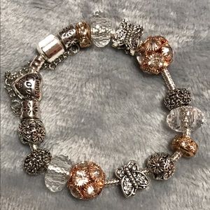🌟Gorgeous High quality charm bracelet 🌟