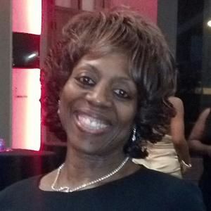 Meet your Posher, Myra