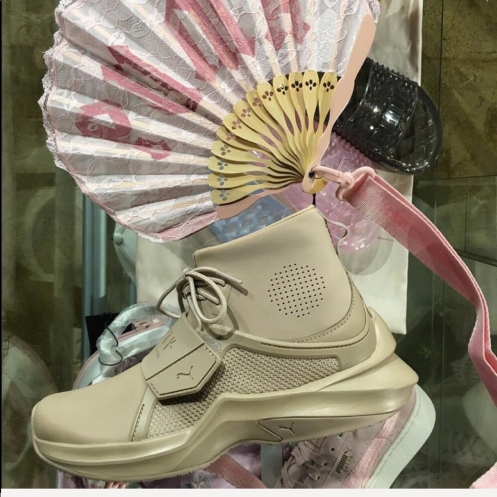 NWT Puma x Fenty shoes - Picture 5 of 8